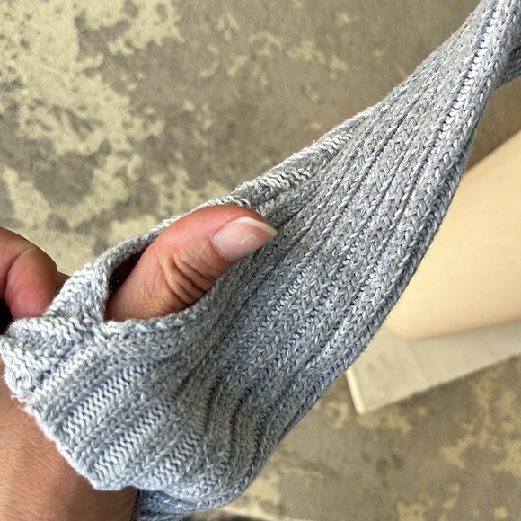 Excellent condition Lululemon cable knit full zip sweater - Picture 5 of 14